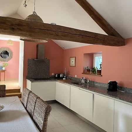 Maison Familiale En Pleine Campagne Proche Brassac